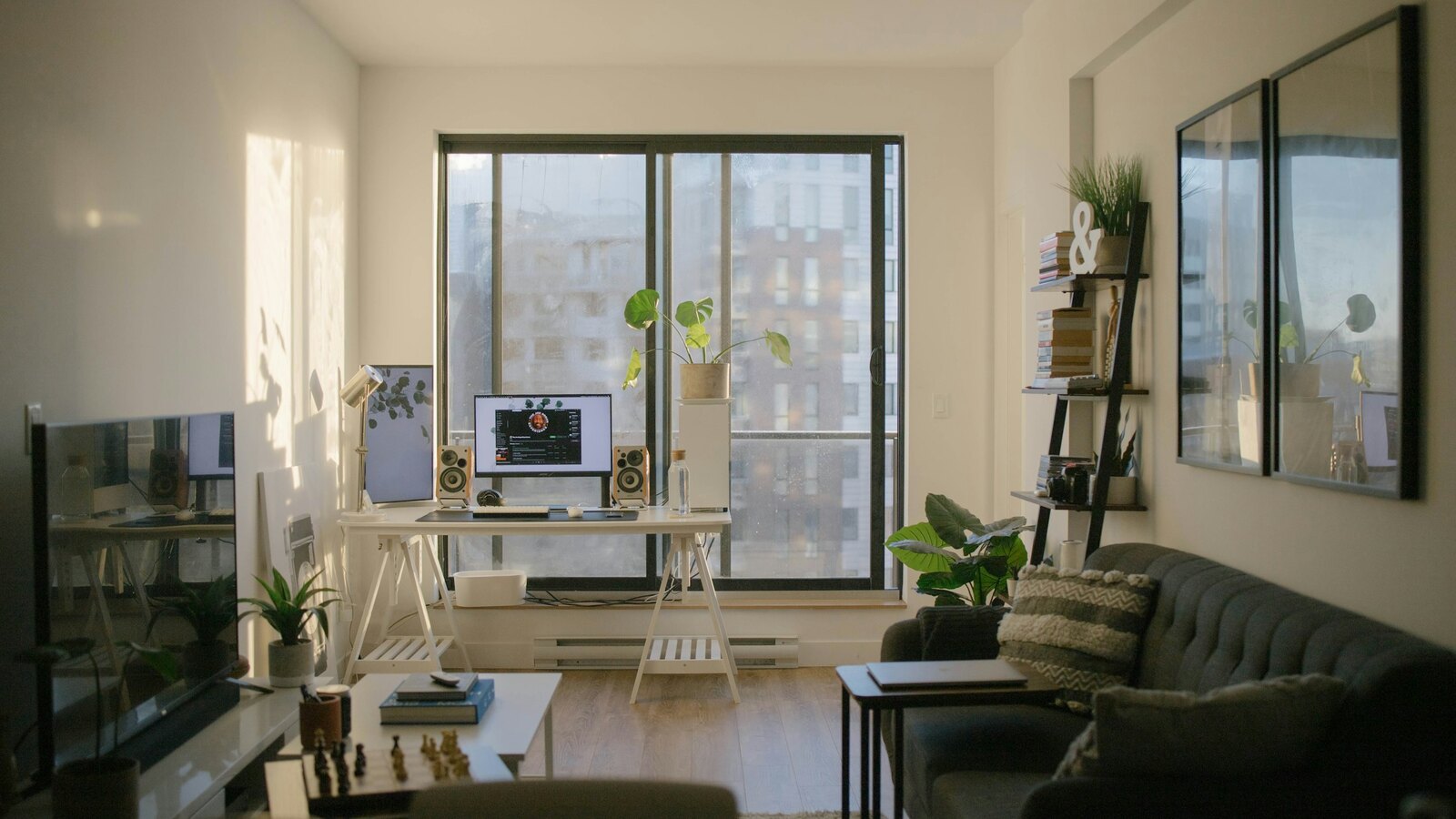 Apartment moves